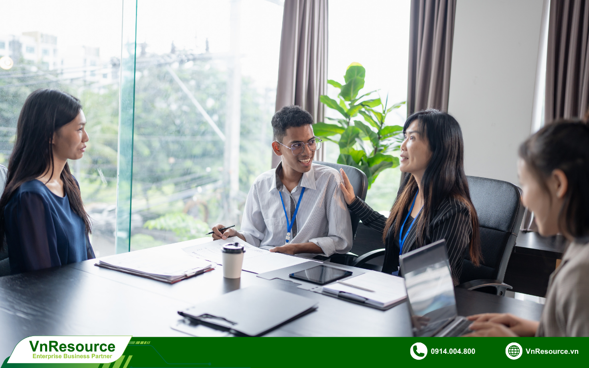 nhan-su-gan-lien-voi-phat-trien-ben-vung