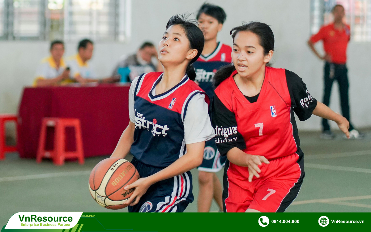 quan-tri-trai-nghiem-nhan-vien